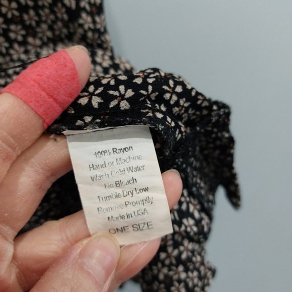 Brandy Melville Floral Jada Dress - Picture 4 of 9